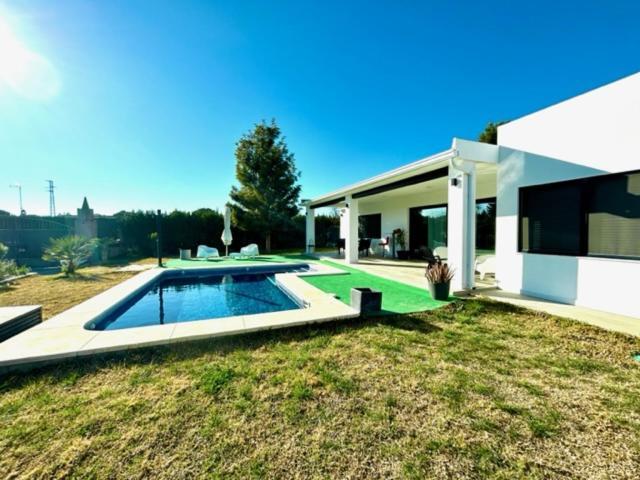 Villa Ole Tu Andalucia Sanlúcar la Mayor Esterno foto